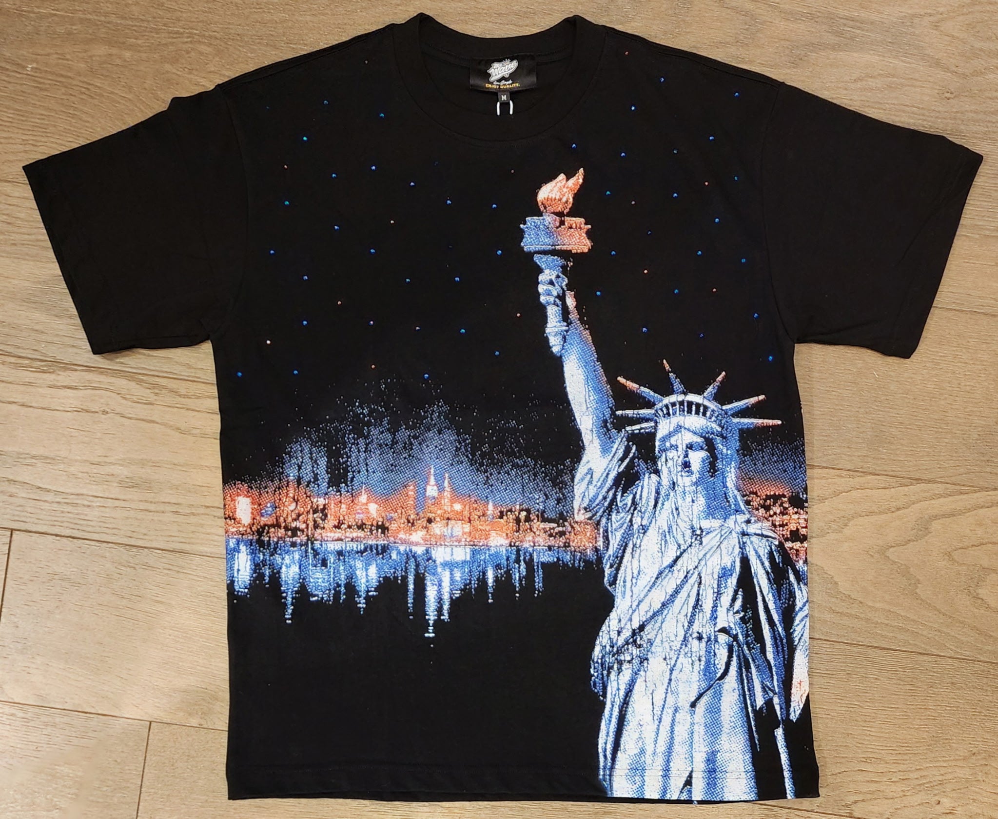 Mr. Wave Statue of Liberty Skyline Rhinestone Shirt - Black