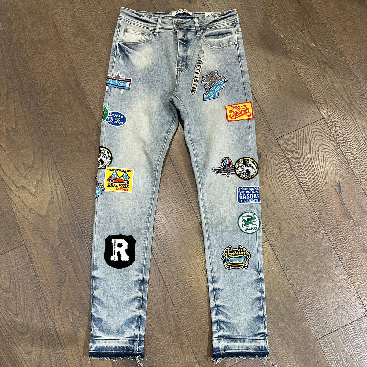 Reelistik DREAMER PATCHES SLIM FIT PATCHED Jeans - Light Blue Wash