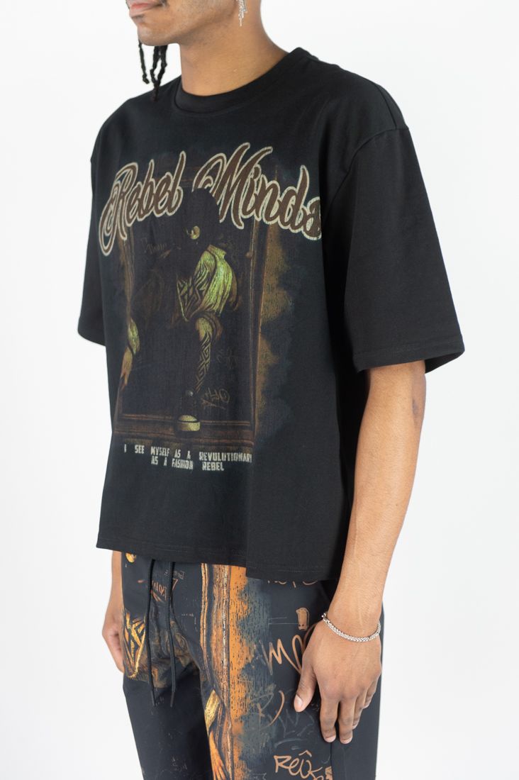 REBEL MINDS REVOLUTIONARY GRAPHIC SHIRT - BLACK