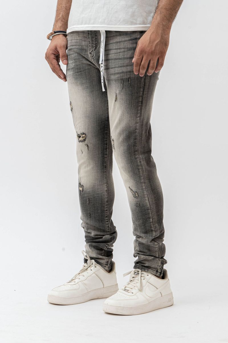 DZTR Premium Distressed Jeans 613 - “Bottom Black”